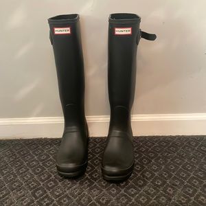 Original Black Hunter Tall Rain Boots size 8 Like New
